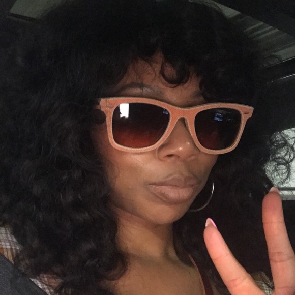 Meet your Posher, Rachel - Picture 4 of 8